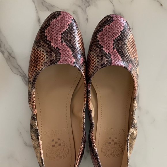 Vince Camuto Pink Snakeskin Flats - Picture 2 of 4